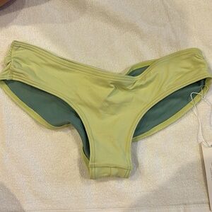 BNwT pale green bikini bottoms size S